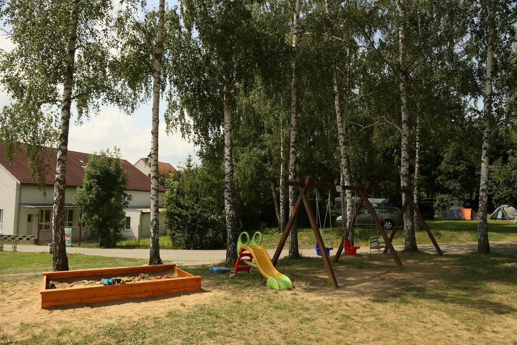 Eurocamping Bojkovice Hotel ภายนอก รูปภาพ